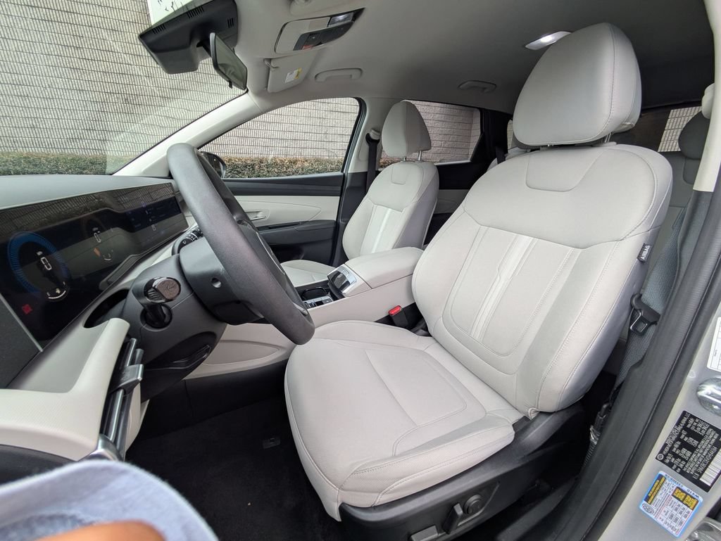 Used 2025 Hyundai Tucson SEL AWD/4WD image 21