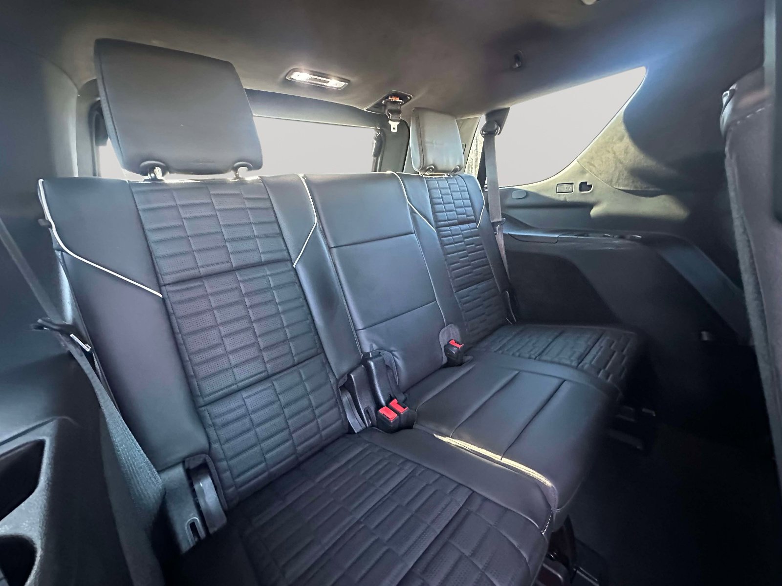 Certified 2022 Cadillac Escalade Premium Luxury Platinum image 35