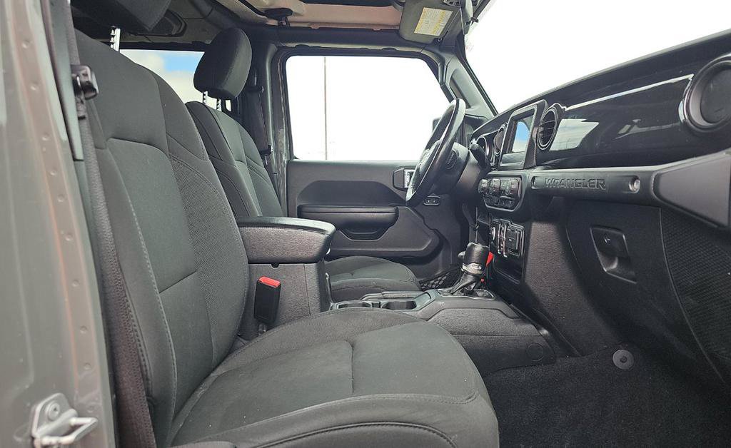 Used 2021 Jeep Wrangler Unlimited Sport AWD/4WD image 15