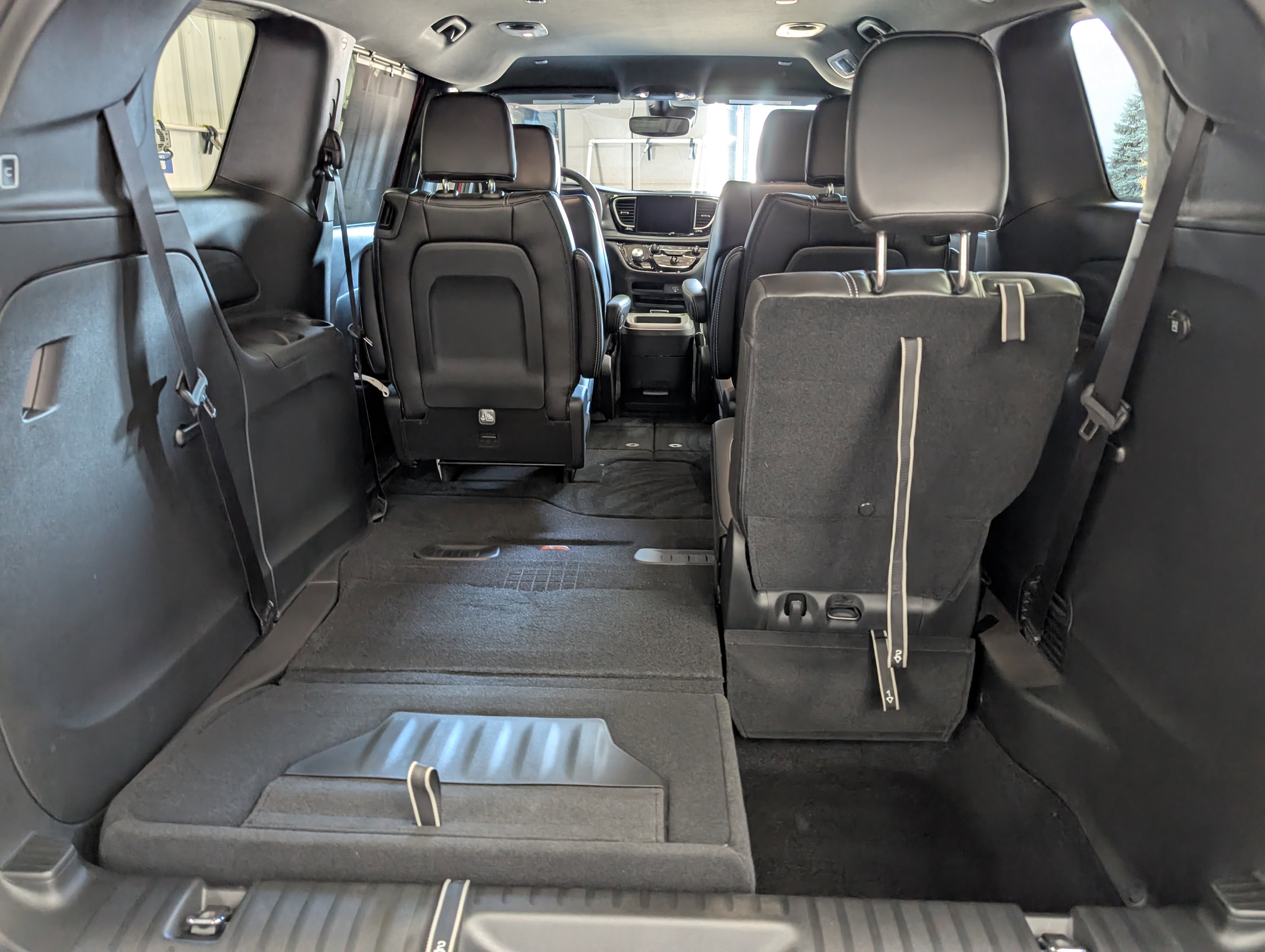 New 2026 Chrysler Pacifica Select image 23