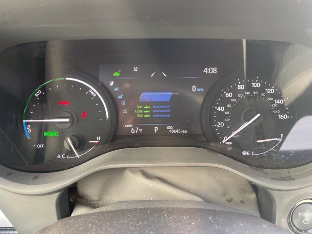 Used 2025 Toyota Sienna LE FWD image 6