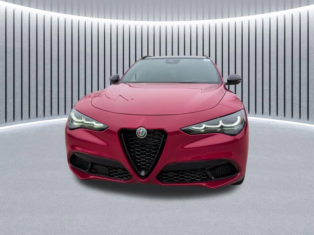 Used 2024 Alfa Romeo Stelvio Veloce AWD/4WD image 17