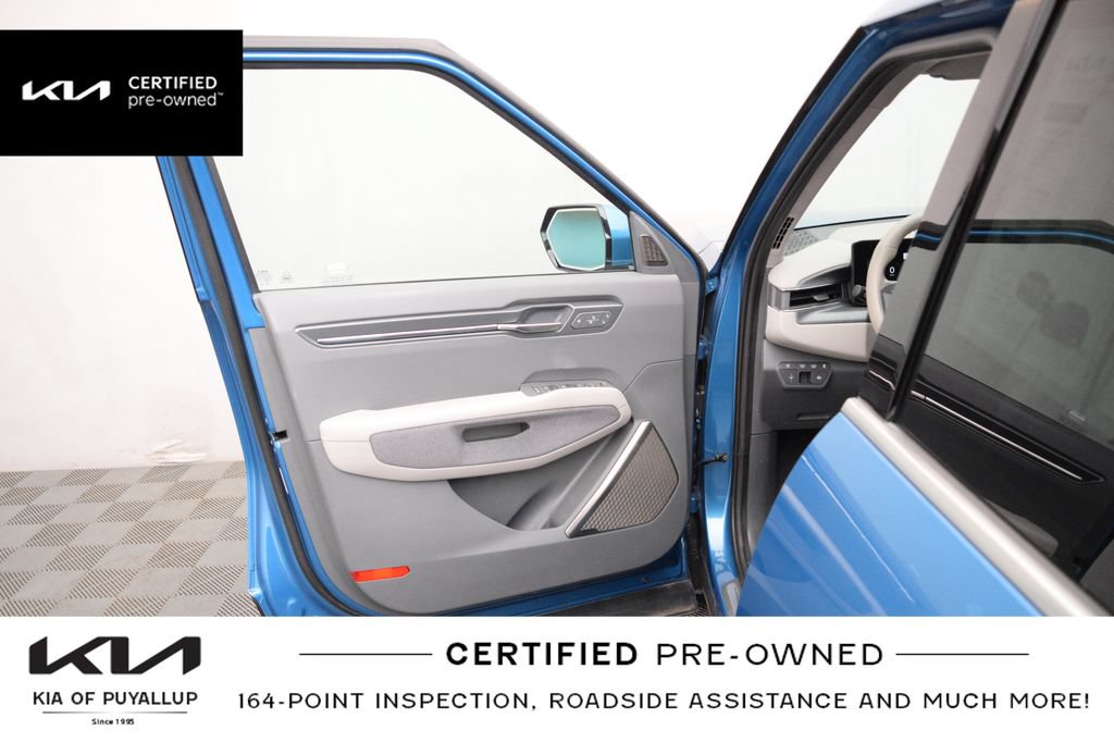 Certified 2024 Kia EV9 Land AWD/4WD image 10