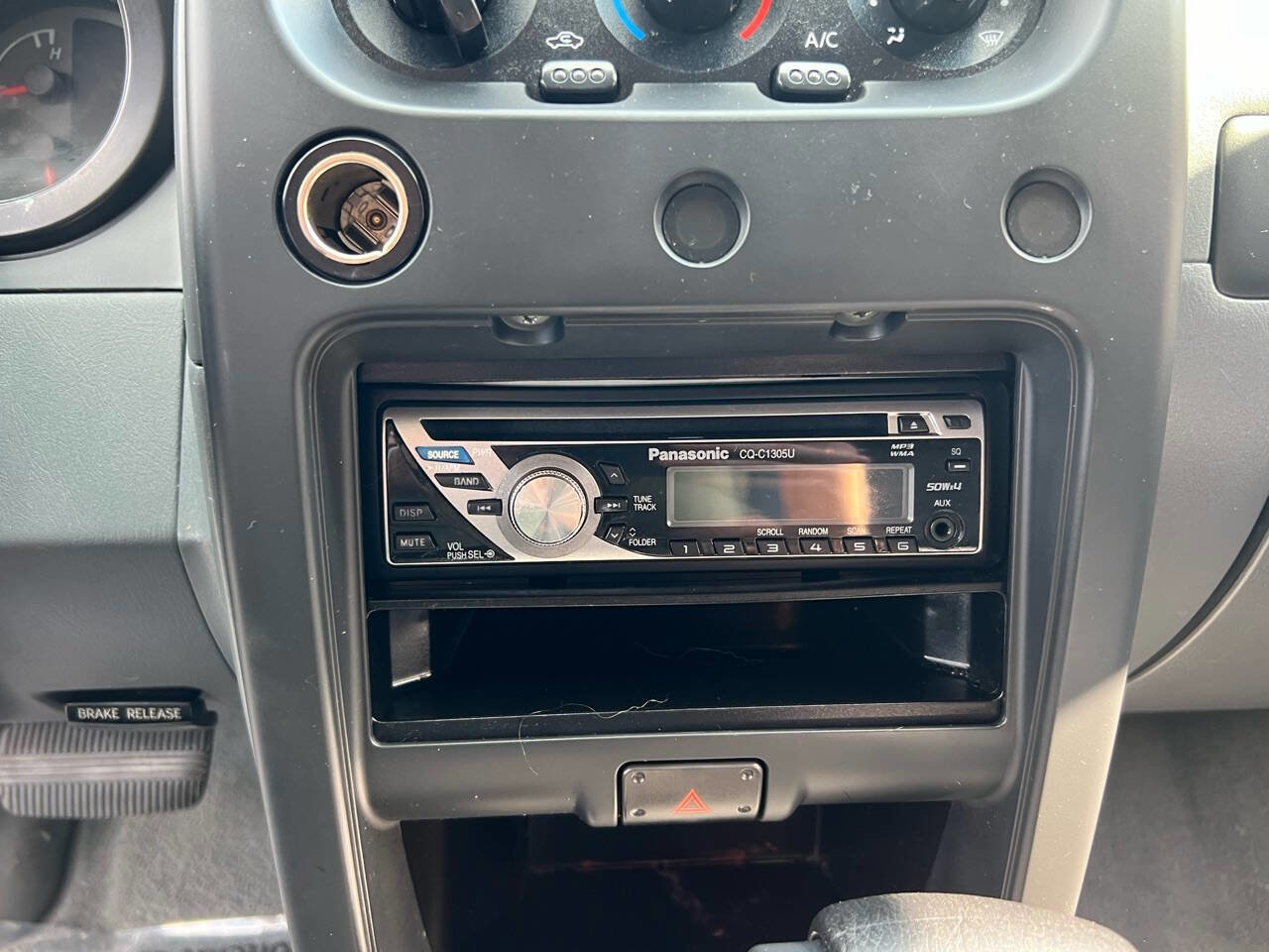 Used 2002 Nissan Xterra XE image 42