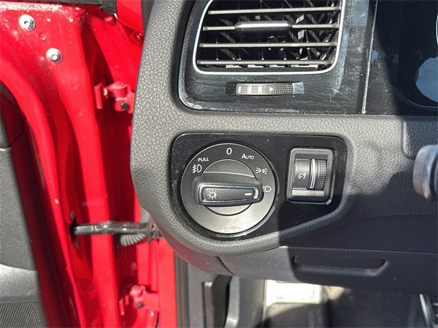 Used 2018 Volkswagen GTI S image 21