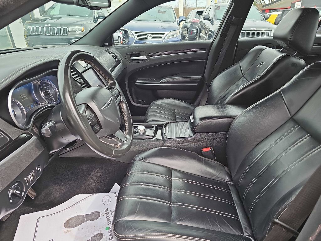 Used 2021 Chrysler 300 S image 27