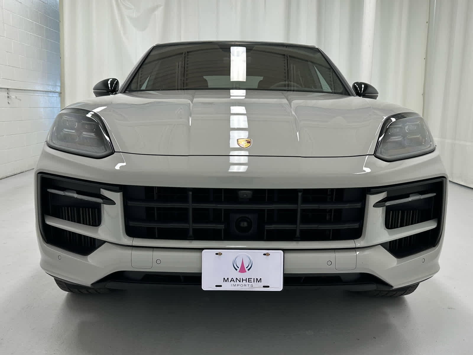 Used 2024 Porsche Cayenne S image 5