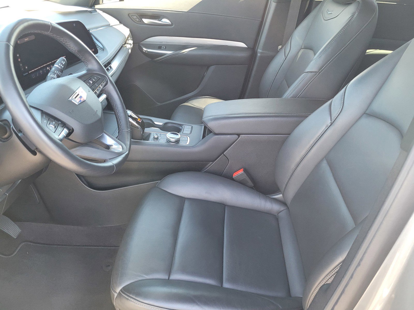 Certified 2024 Cadillac XT4 Premium Luxury image 15