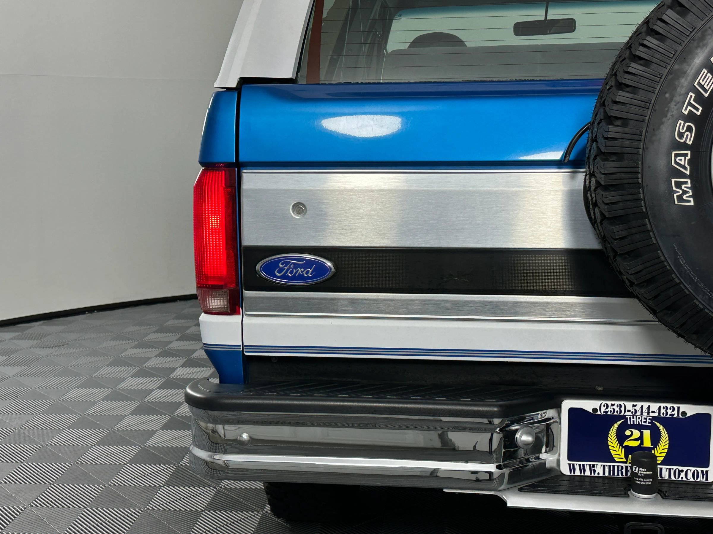 Used 1994 Ford Bronco image 7