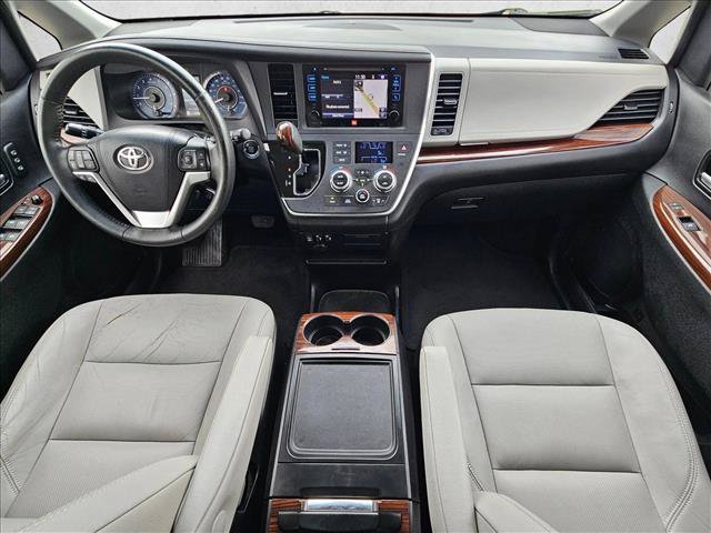 Used 2015 Toyota Sienna Limited FWD image 16