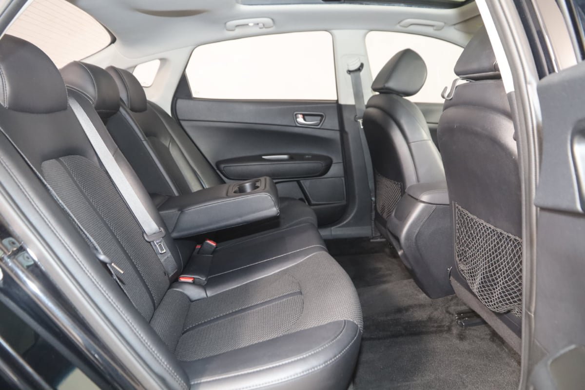 Used 2019 Kia Optima S w/ S Panoramic Sunroof Package FWD image 13