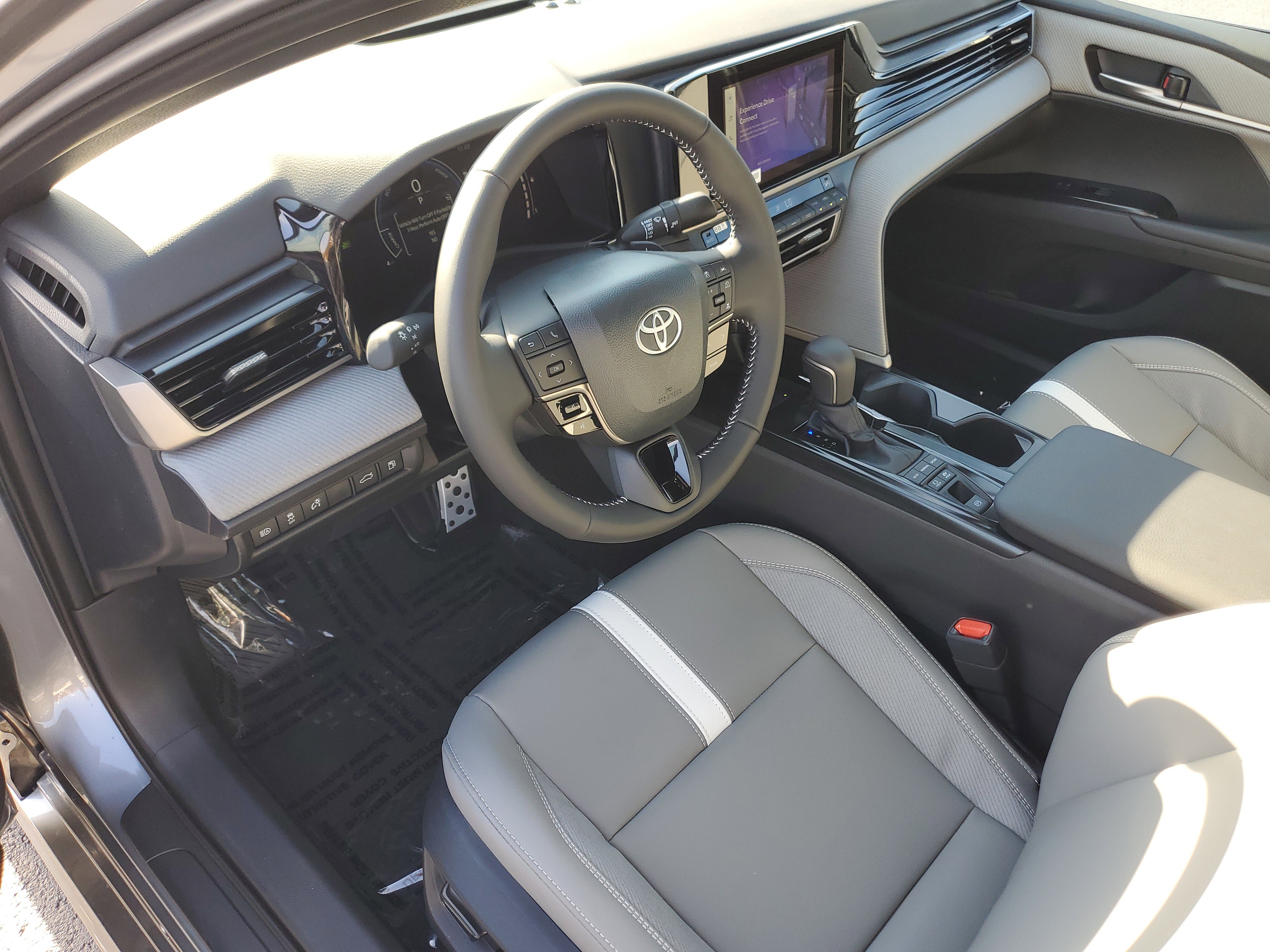 New 2026 Toyota Camry SE FWD image 21