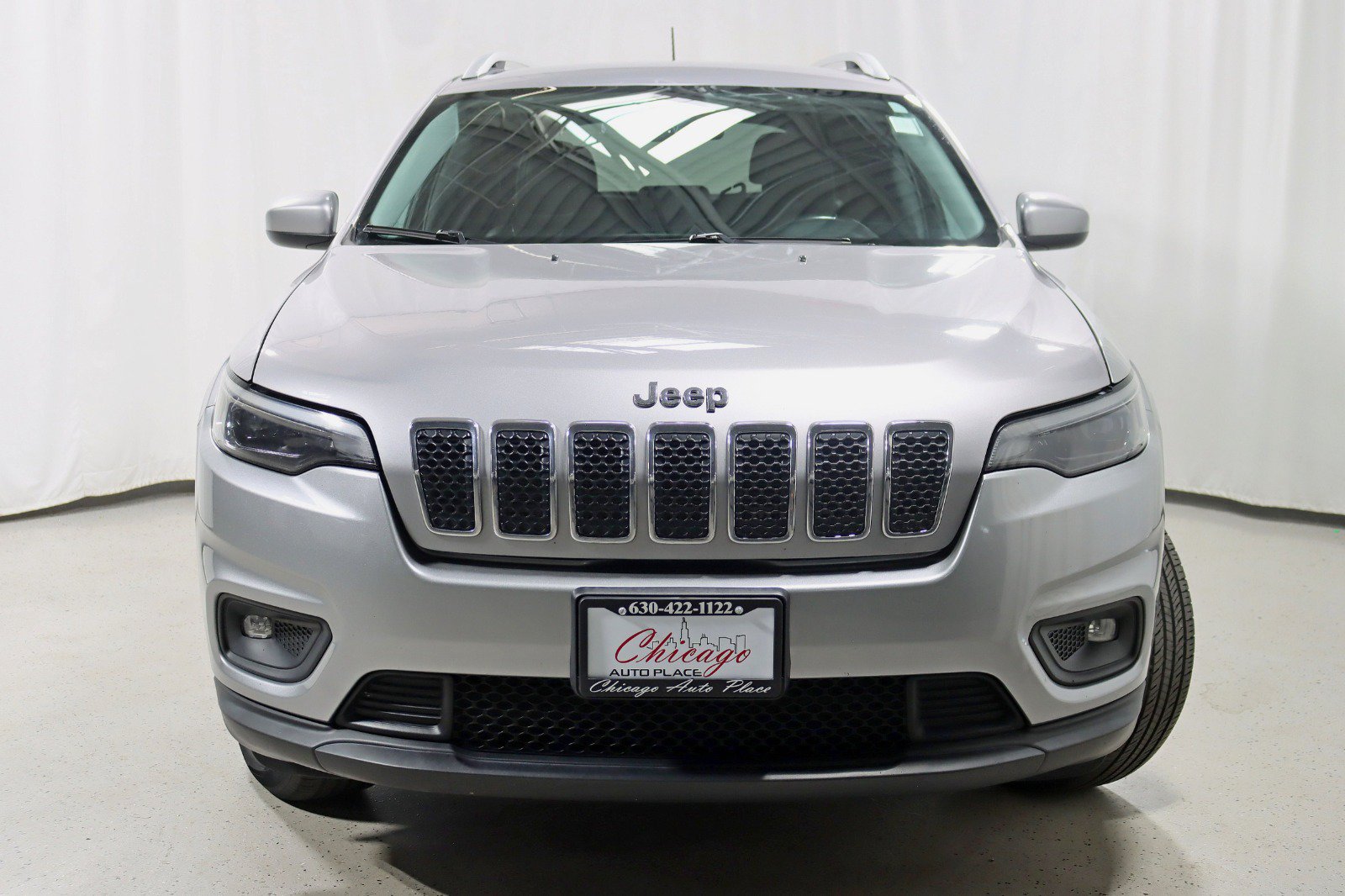 Used 2019 Jeep Cherokee Latitude Plus w/ Cold Weather Group AWD/4WD image 8