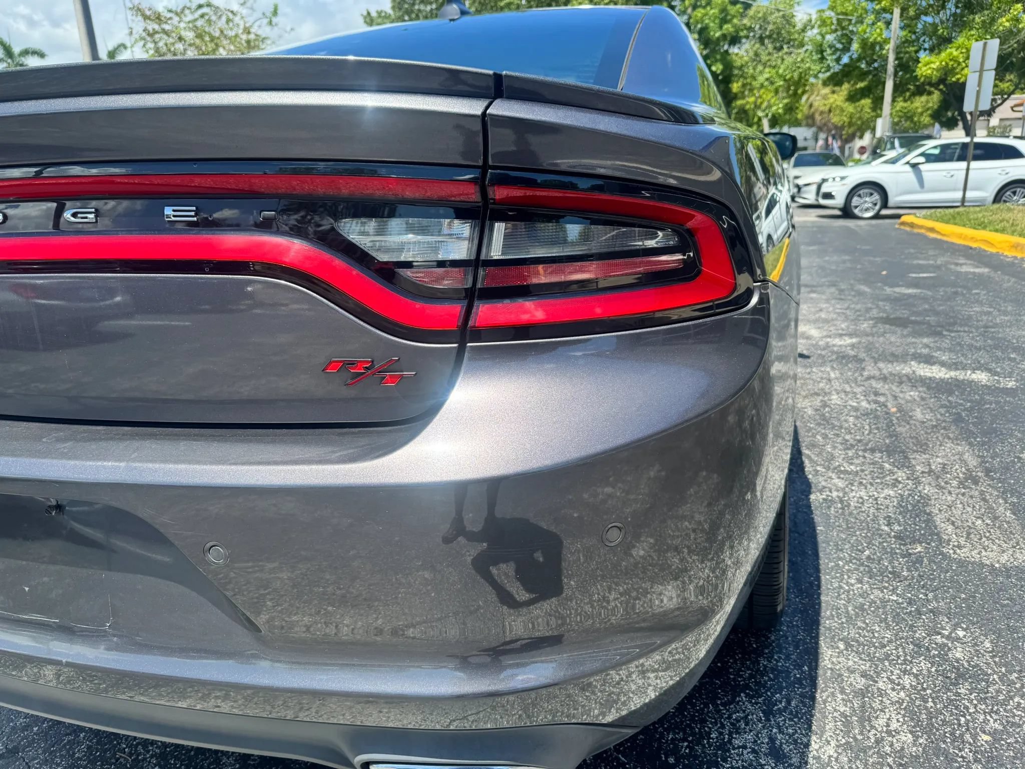 Used 2015 Dodge Charger R/T RWD image 11