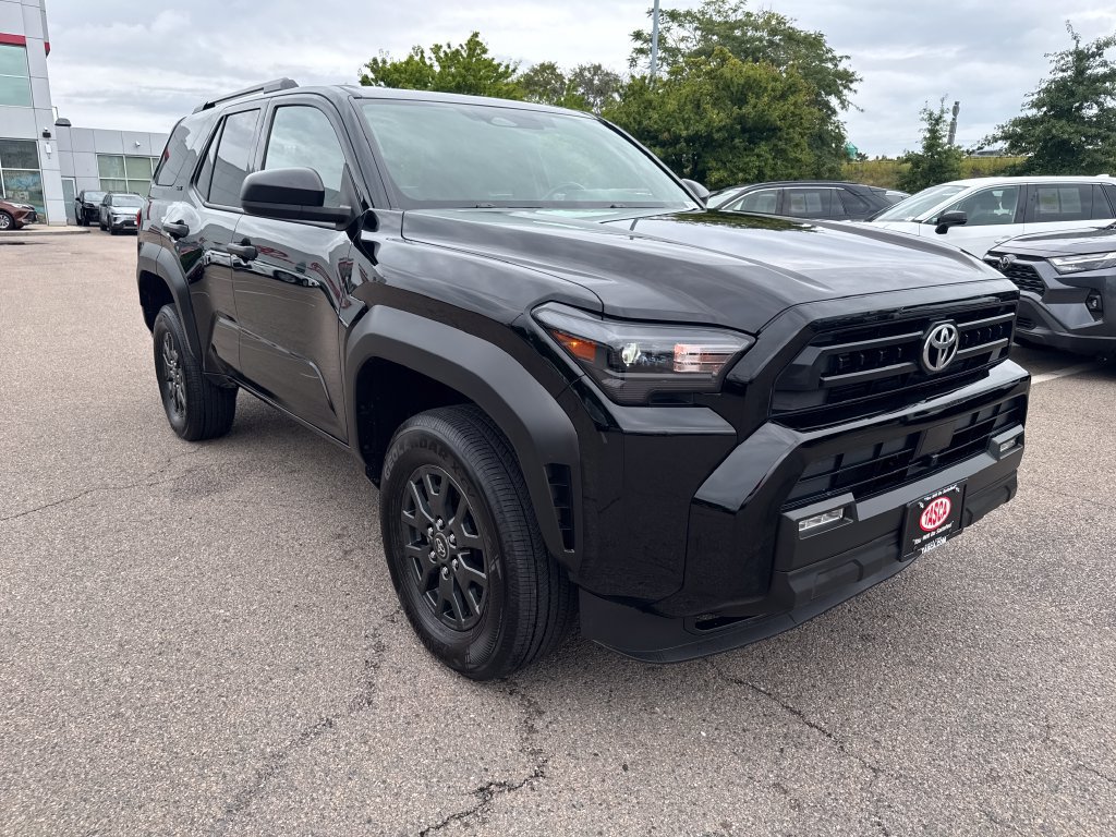 Used 2026 Toyota 4Runner SR5 AWD/4WD image 10
