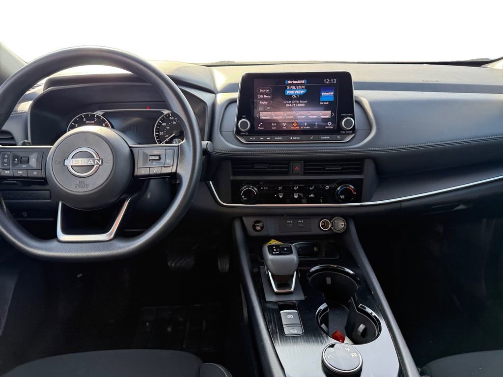 Used 2024 Nissan Rogue S image 10