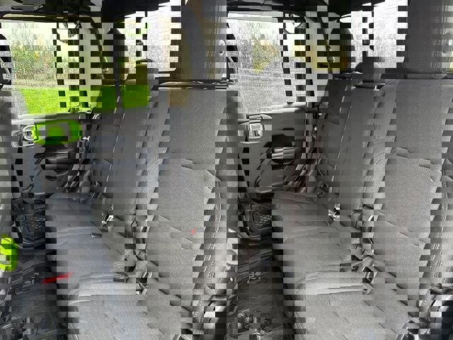 Used 2021 Jeep Gladiator Sport image 23