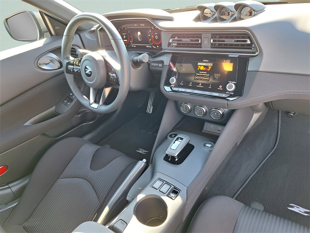 Used 2025 Nissan Z Sport w/ Floor Mat Package image 24