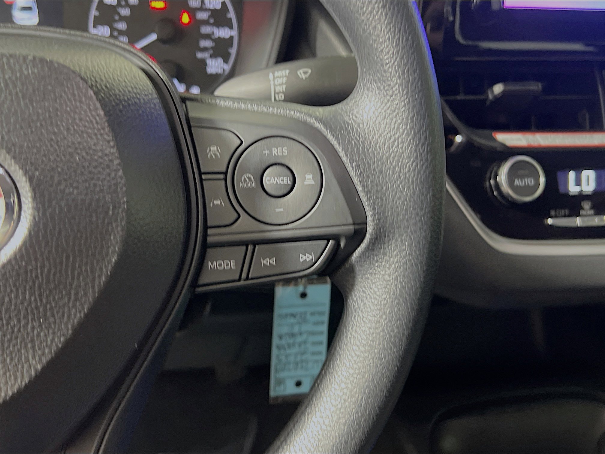 Used 2025 Toyota Corolla LE FWD image 20