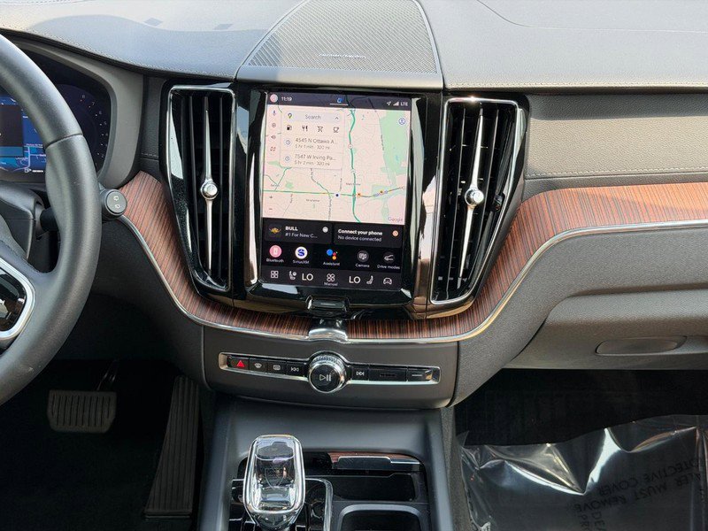 Used 2023 Volvo XC60 B5 Ultimate w/ Climate Package AWD/4WD image 14