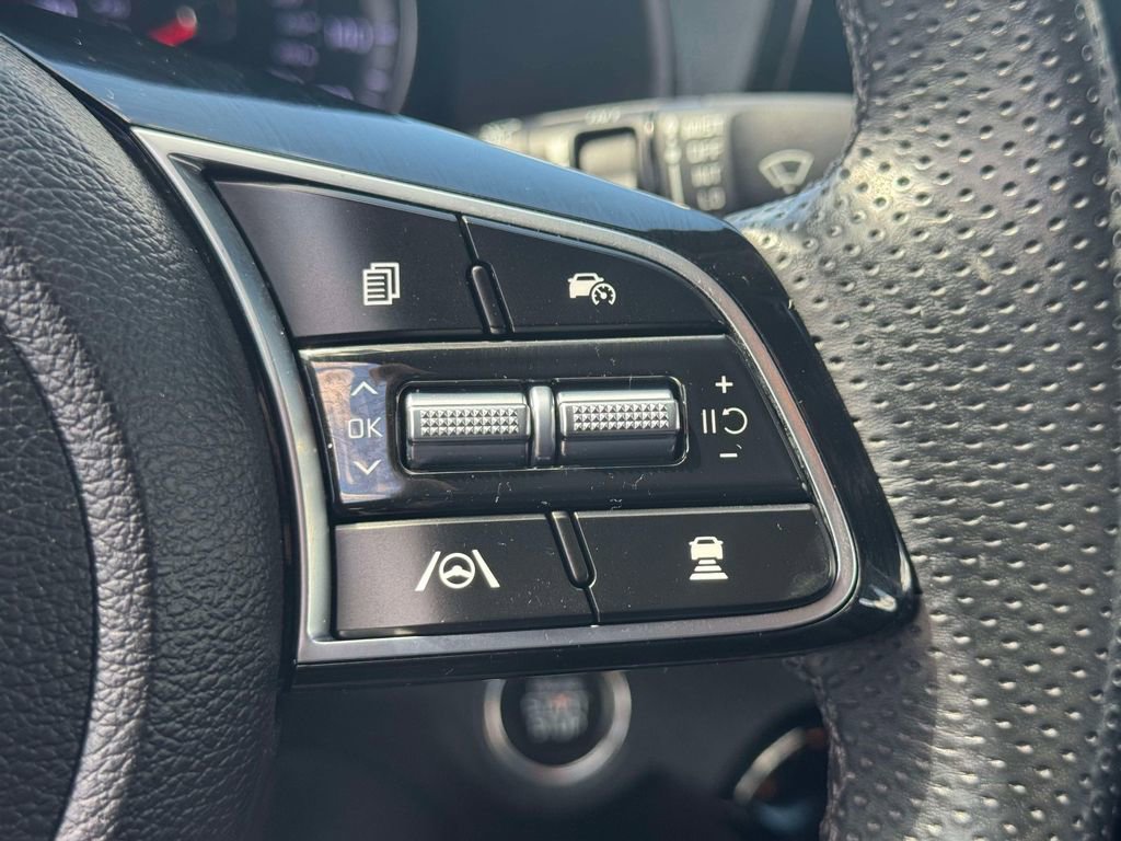 Used 2023 Kia Forte GT-Line w/ GT-Line Technology Package image 19