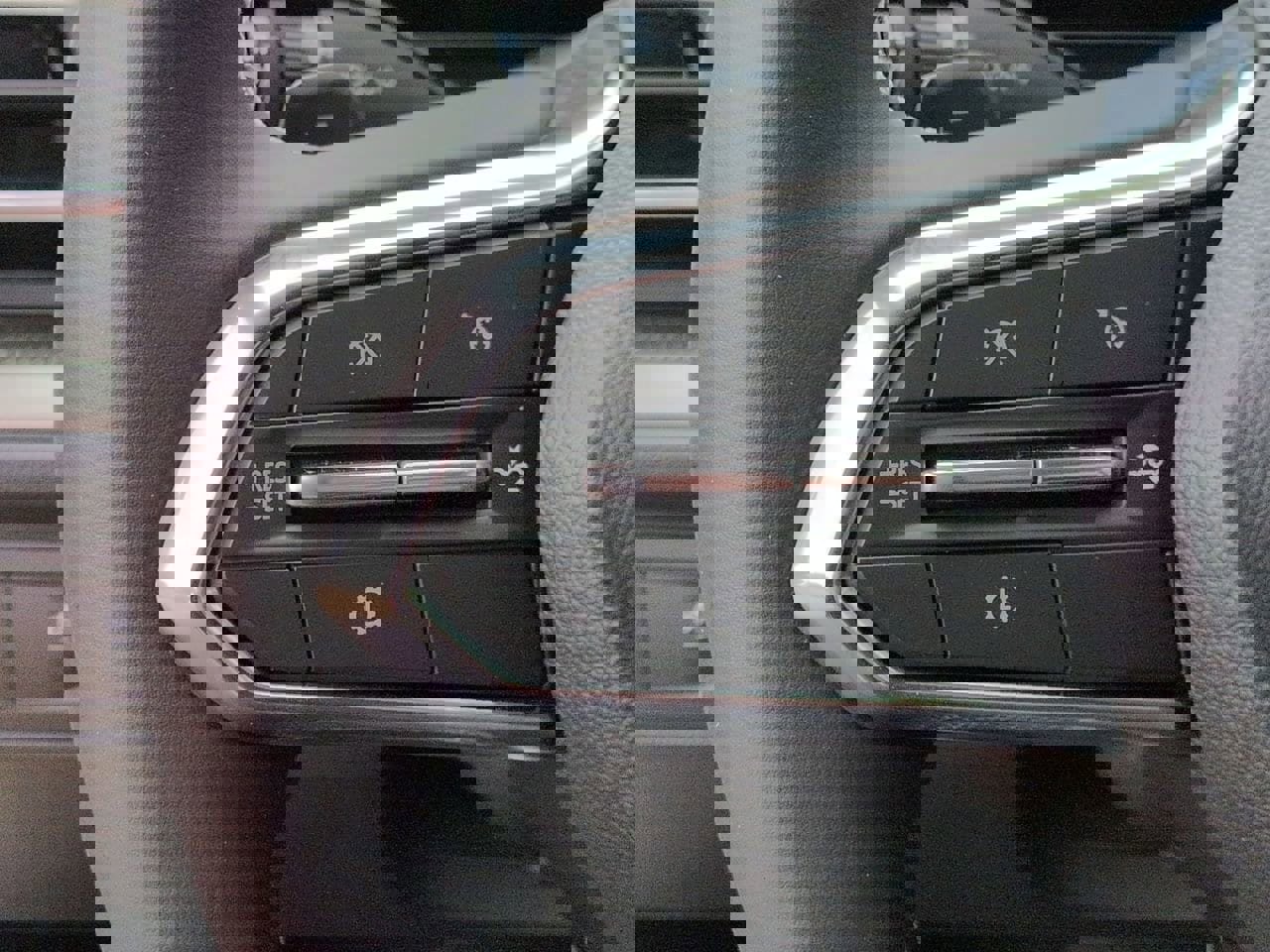 New 2026 Chevrolet Traverse LT w/ Sun and Wheel Package image 11