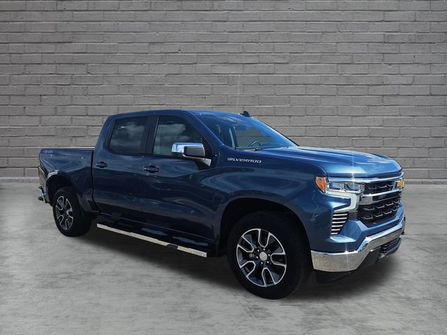 Used 2024 Chevrolet Silverado 1500 LT AWD/4WD image 8
