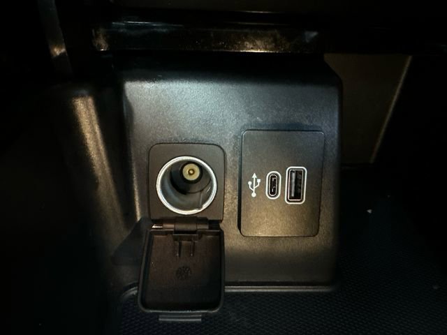 Used 2025 Ford Explorer Platinum w/ LUX Leather Package image 36