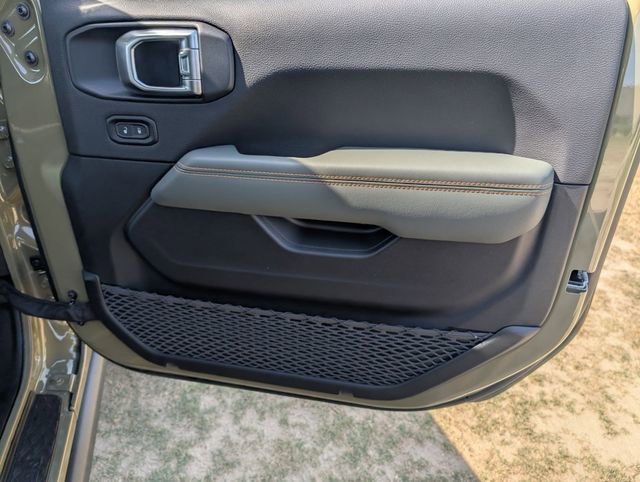 New 2026 Jeep Gladiator Mojave AWD/4WD image 31