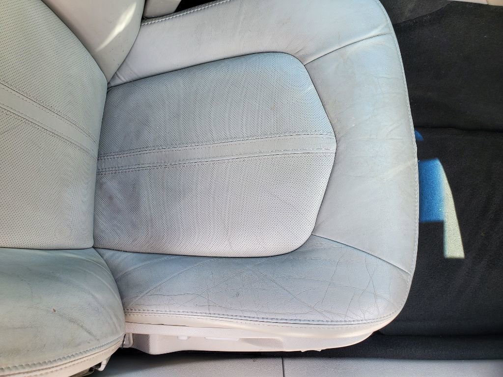 Used 2011 Cadillac CTS Luxury RWD image 39