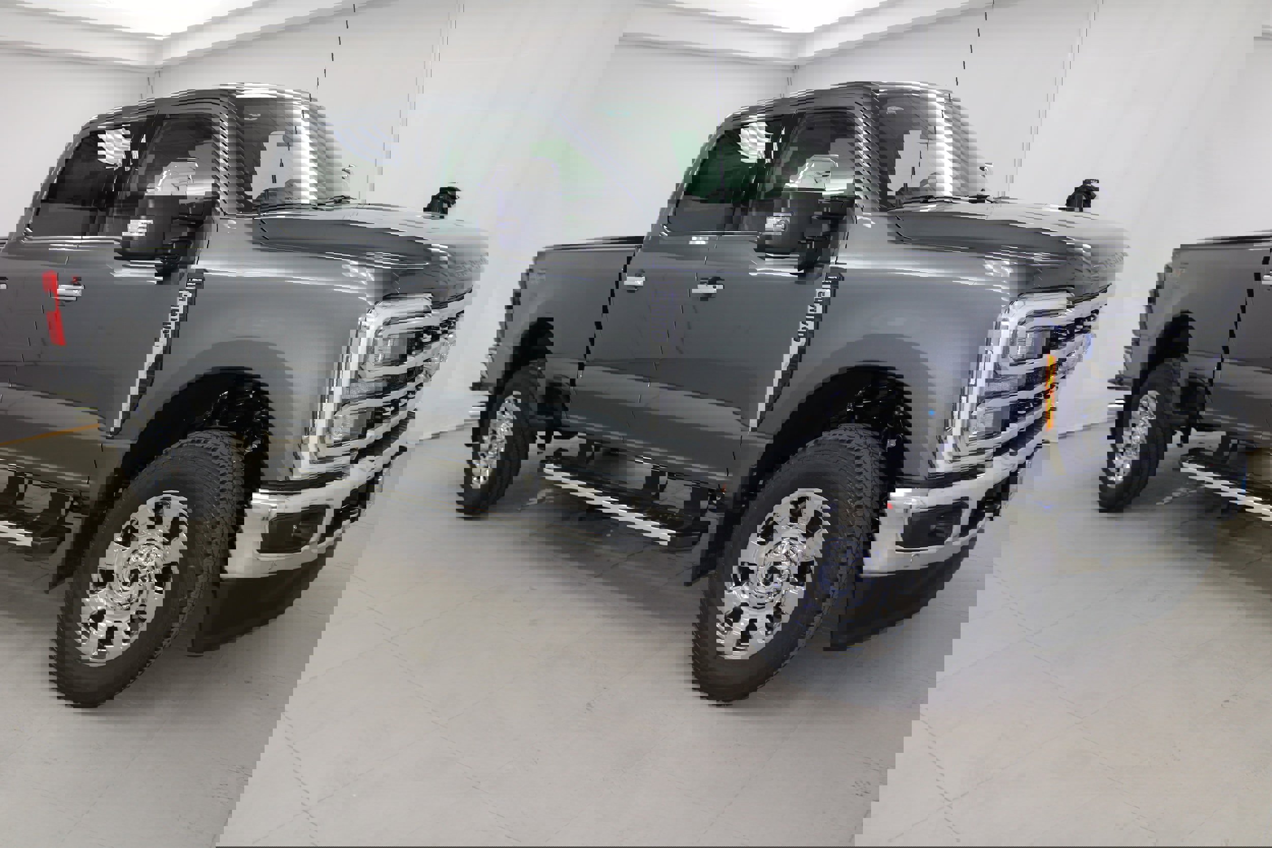 New 2026 Ford F250 Lariat w/ Lariat Premium Package image 9