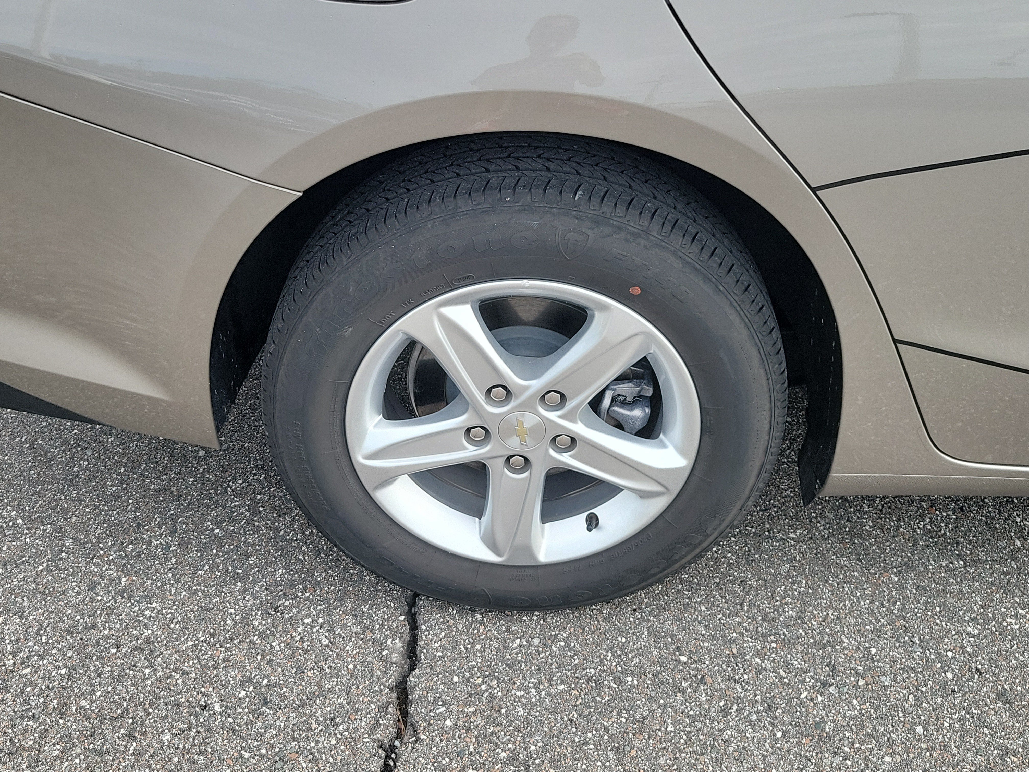 Used 2024 Chevrolet Malibu LS FWD image 35