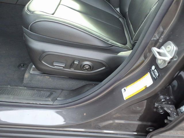 New 2025 Jeep Grand Cherokee L Limited w/ Luxury Tech Group II image 8