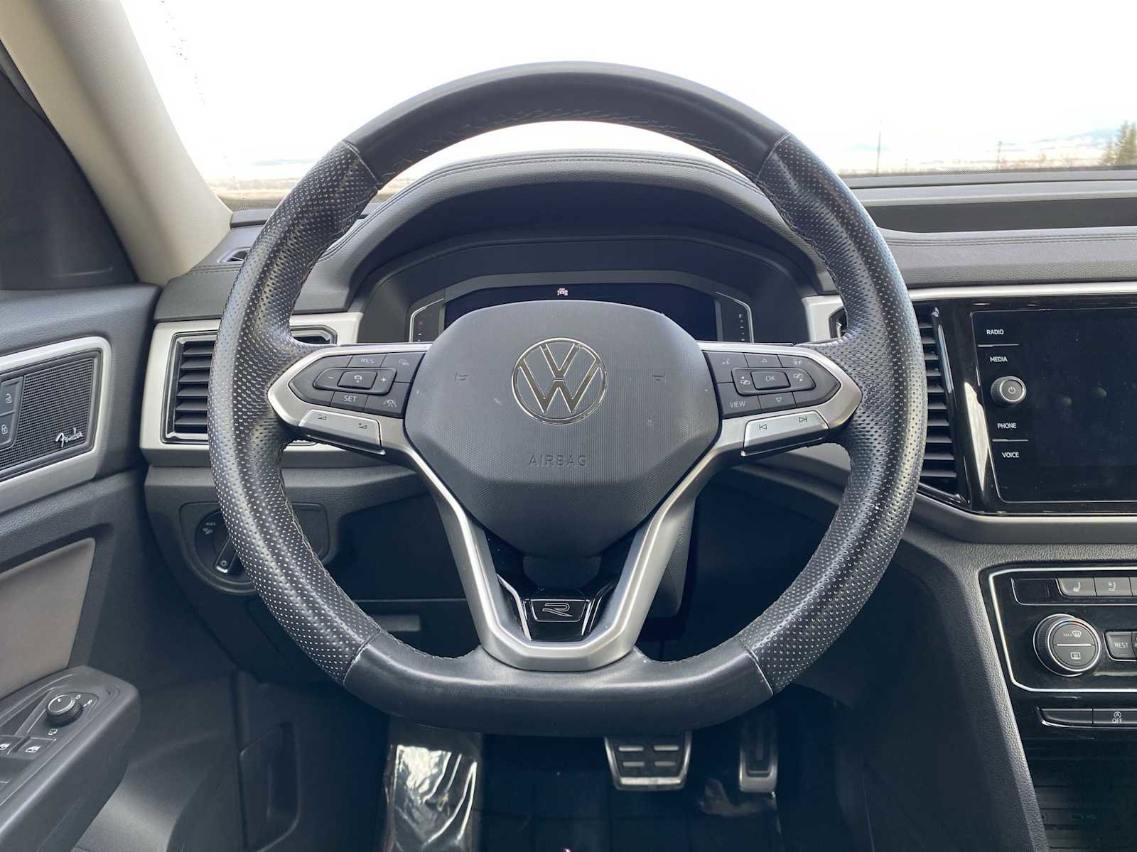 Used 2023 Volkswagen Atlas SEL Premium image 21