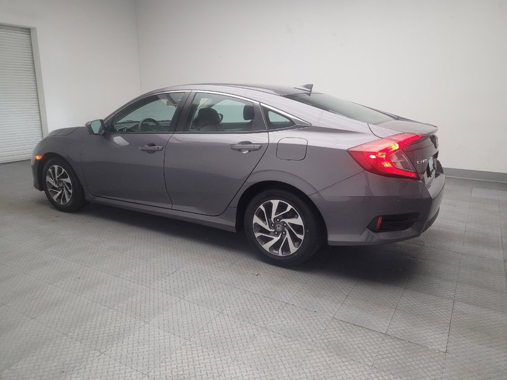 Used 2018 Honda Civic EX image 3