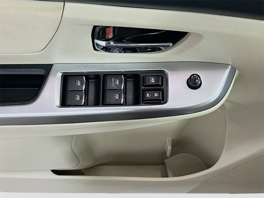 Used 2016 Subaru Impreza 2.0i Sport Premium image 18