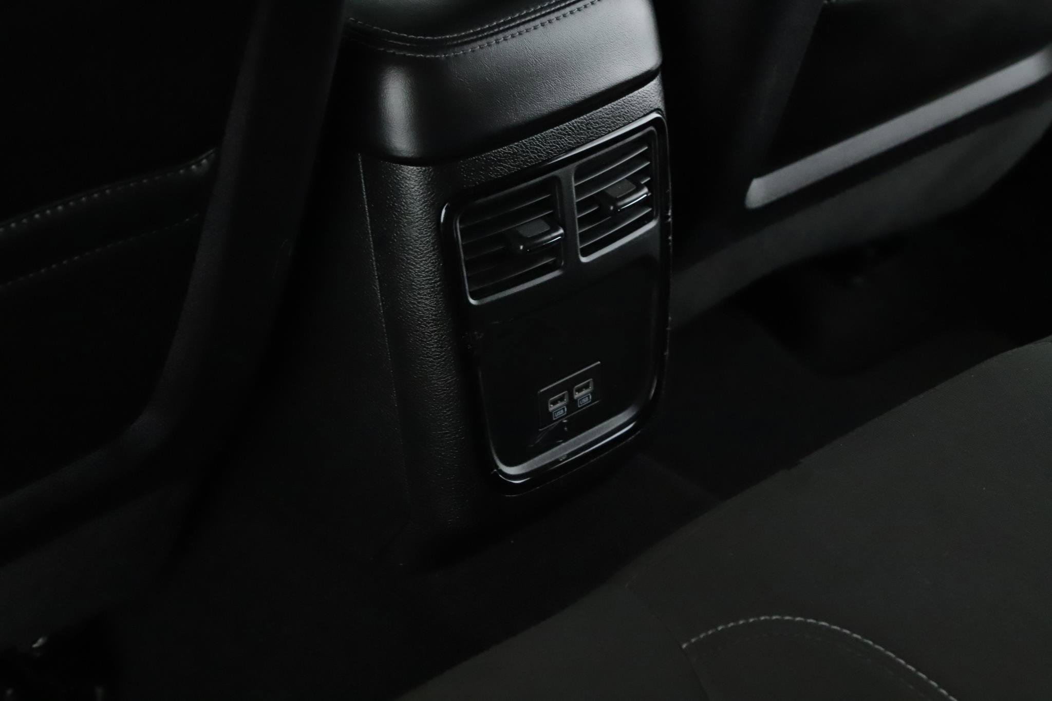 Used 2022 Dodge Charger GT w/ Blacktop Package image 6