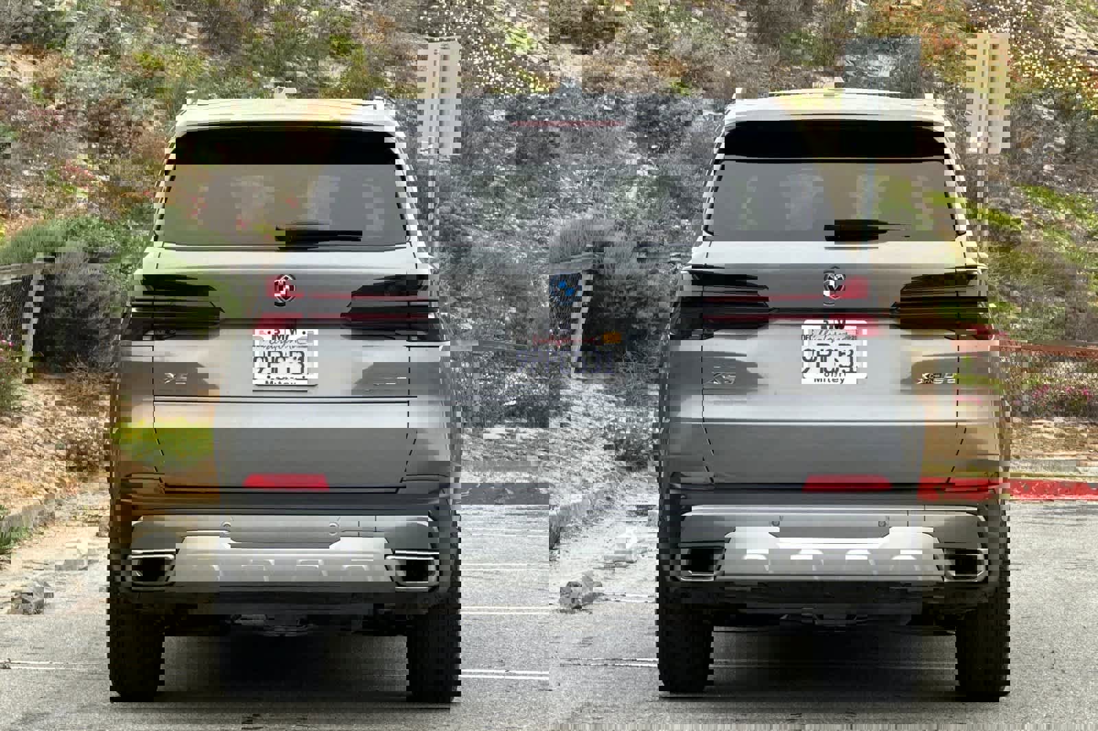 Used 2025 BMW X5 xDrive50e image 8