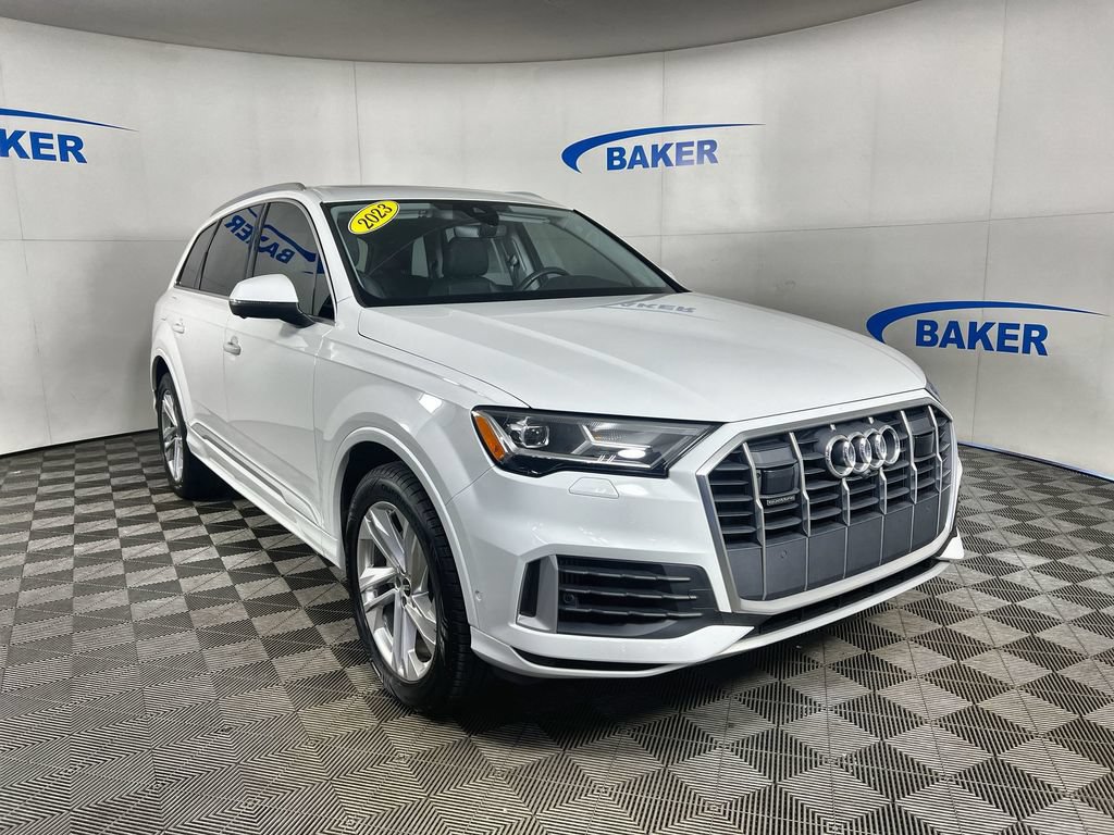 Used 2023 Audi Q7 3.0T Premium Plus AWD/4WD image 2