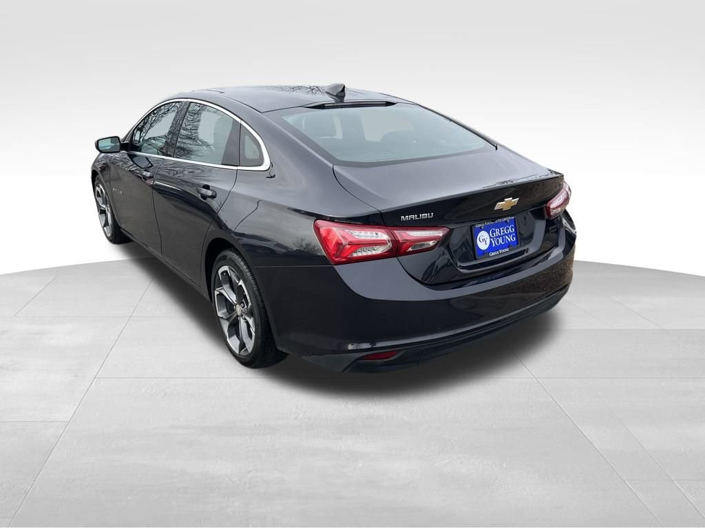 Used 2022 Chevrolet Malibu LT image 4