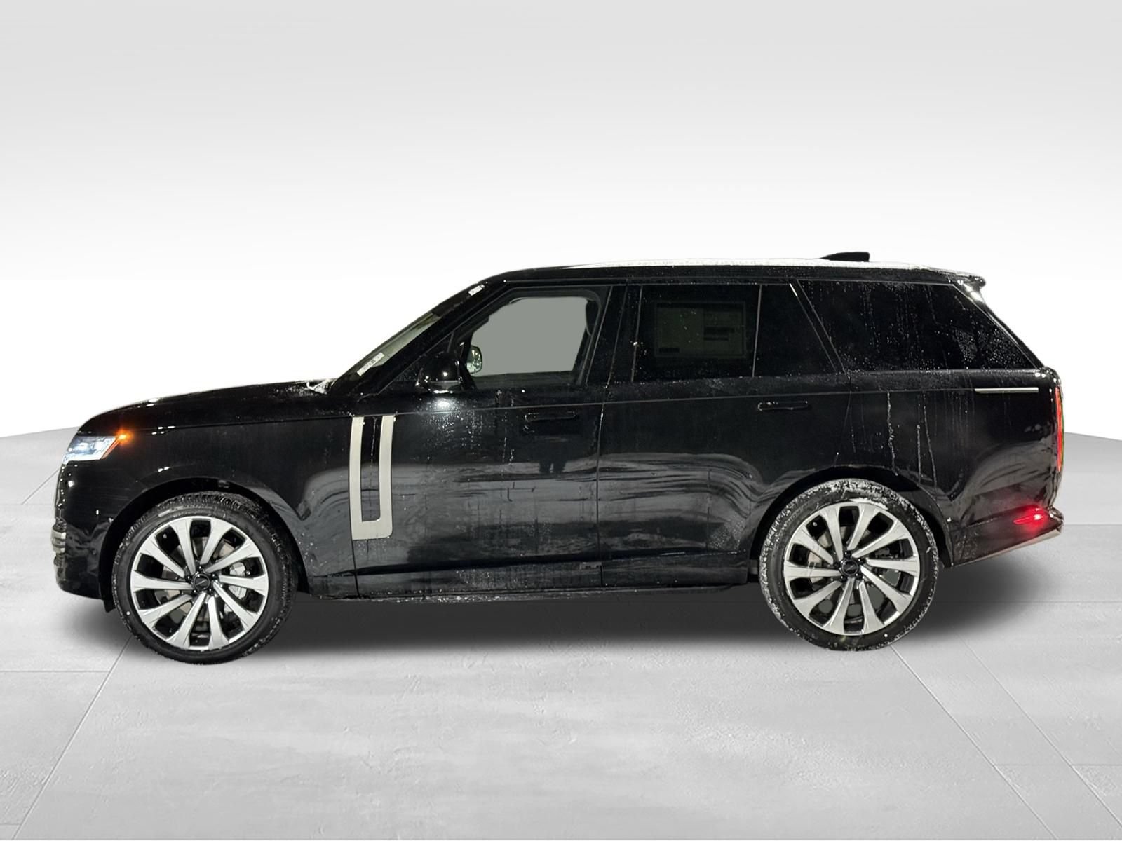 New 2026 Land Rover Range Rover SE AWD/4WD image 2