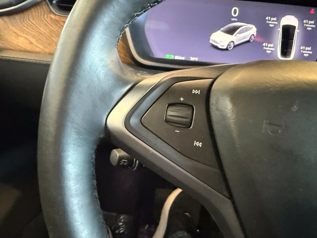 Used 2019 Tesla Model X Long Range AWD/4WD image 18