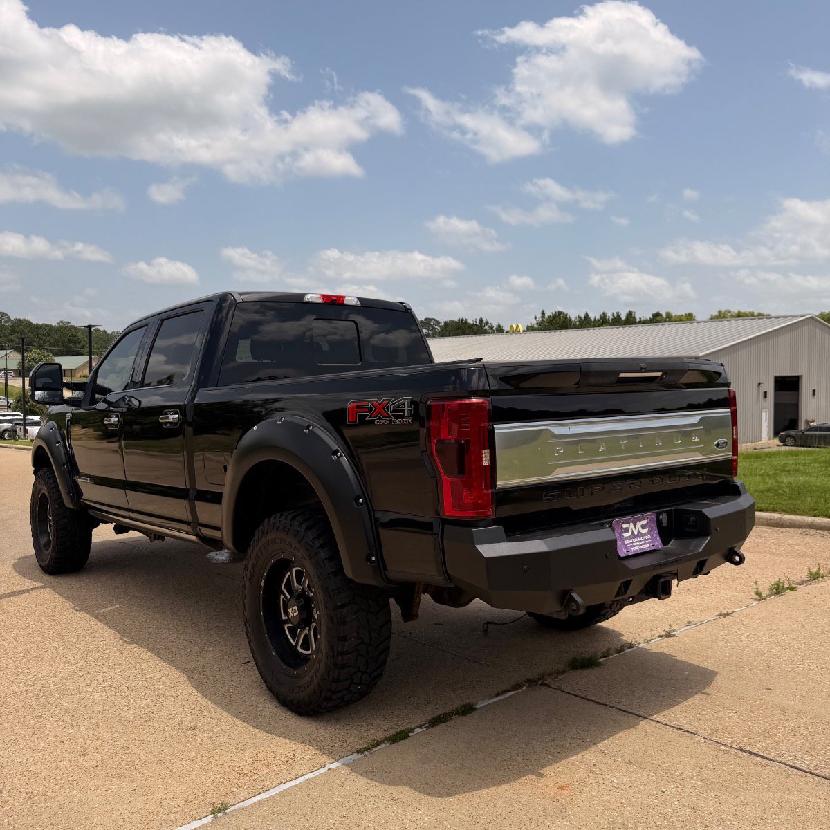 Used 2017 Ford F250 Platinum w/ FX4 Off-Road Package AWD/4WD image 7