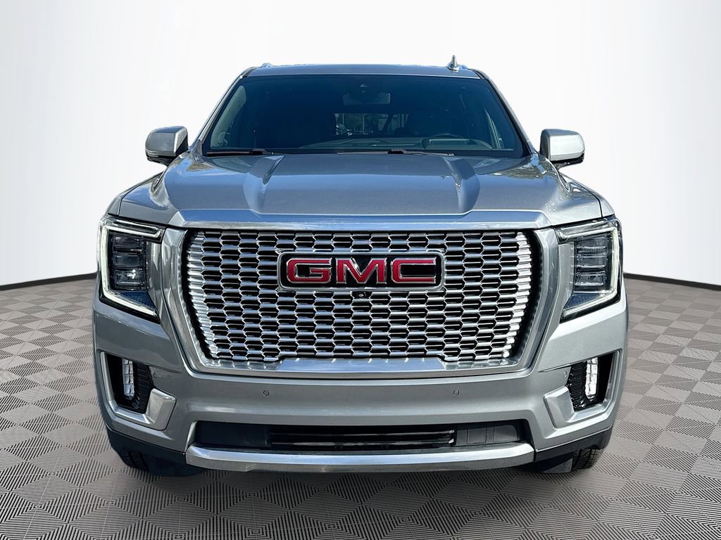 Used 2024 GMC Yukon XL Denali image 2