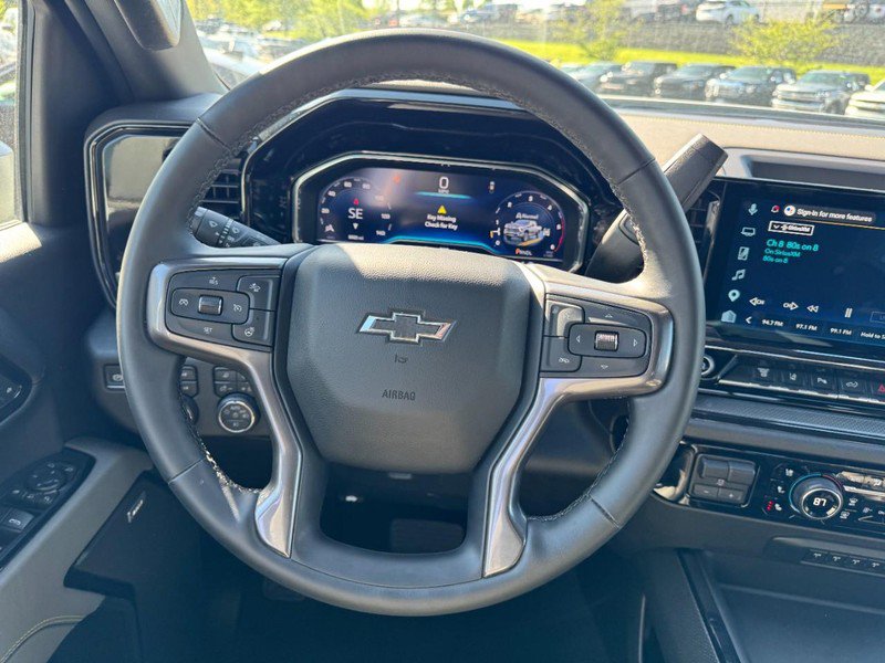 Used 2025 Chevrolet Silverado 2500 ZR2 w/ ZR2 Bison Edition image 12