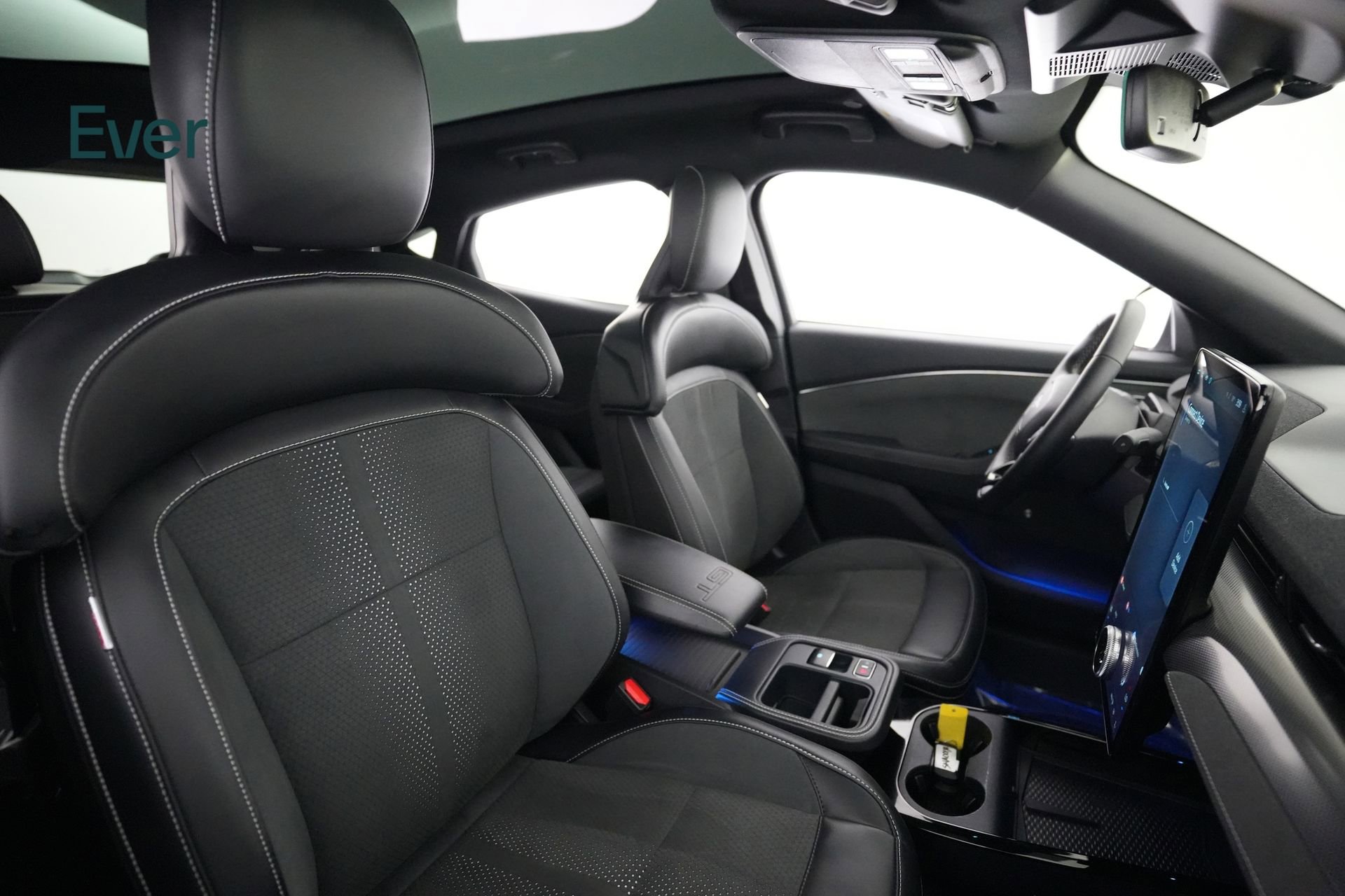 Used 2025 Ford Mustang Mach-E GT image 23