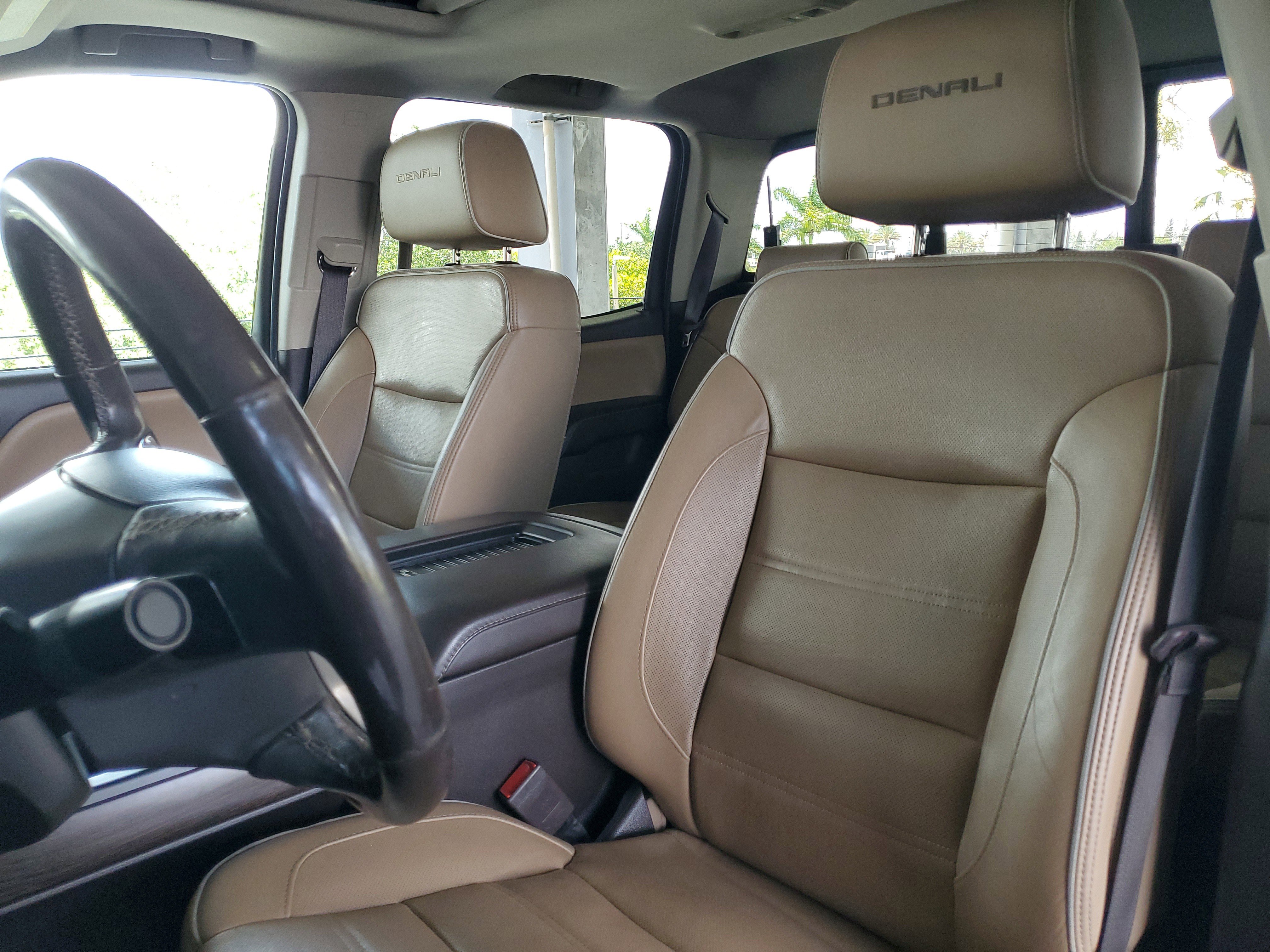 Used 2018 GMC Sierra 3500 Denali w/ Duramax Plus Package image 18