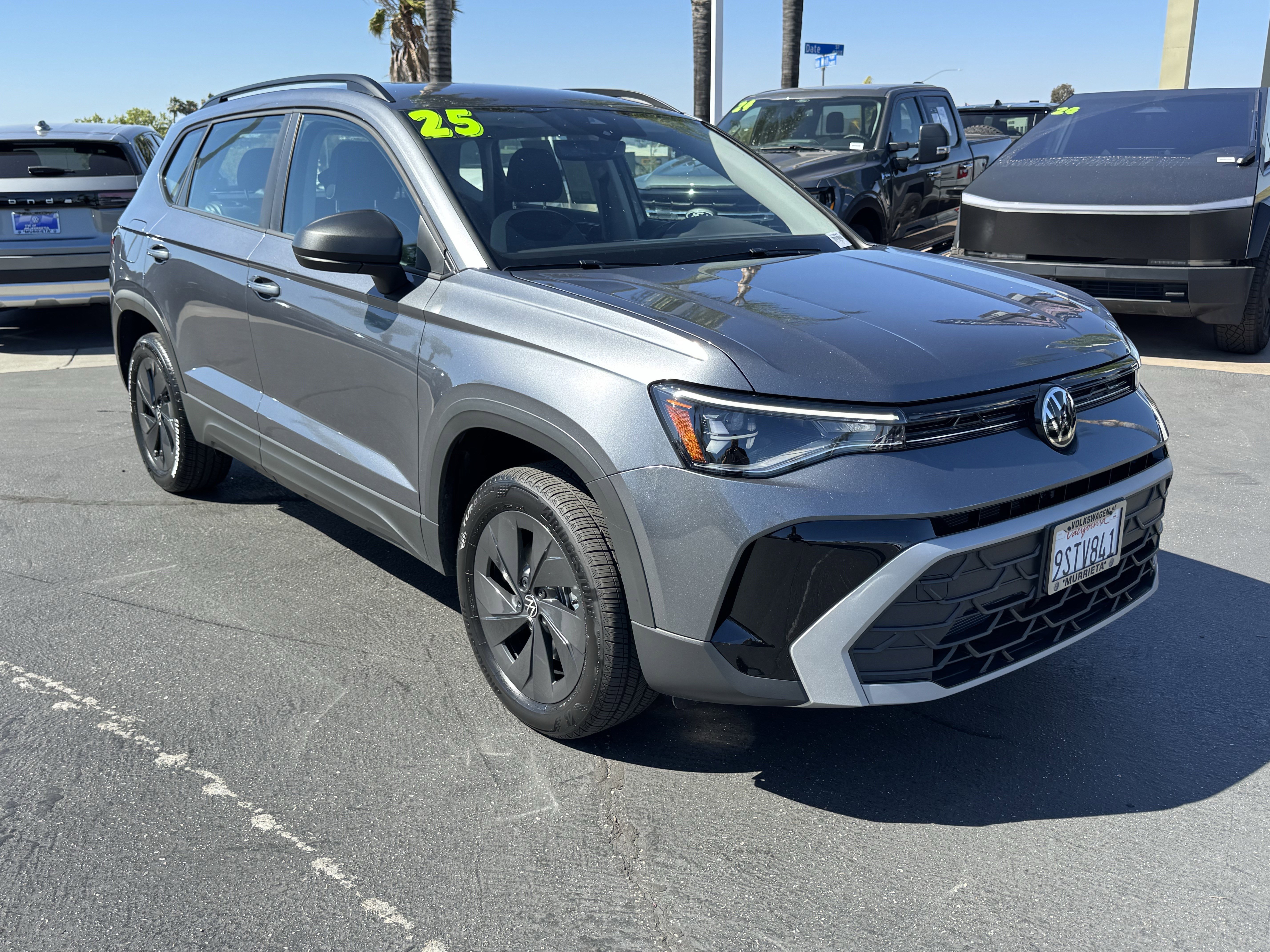 Used 2025 Volkswagen Taos S FWD image 2