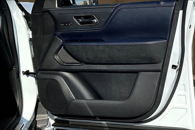 New 2026 INFINITI QX80 4WD image 24