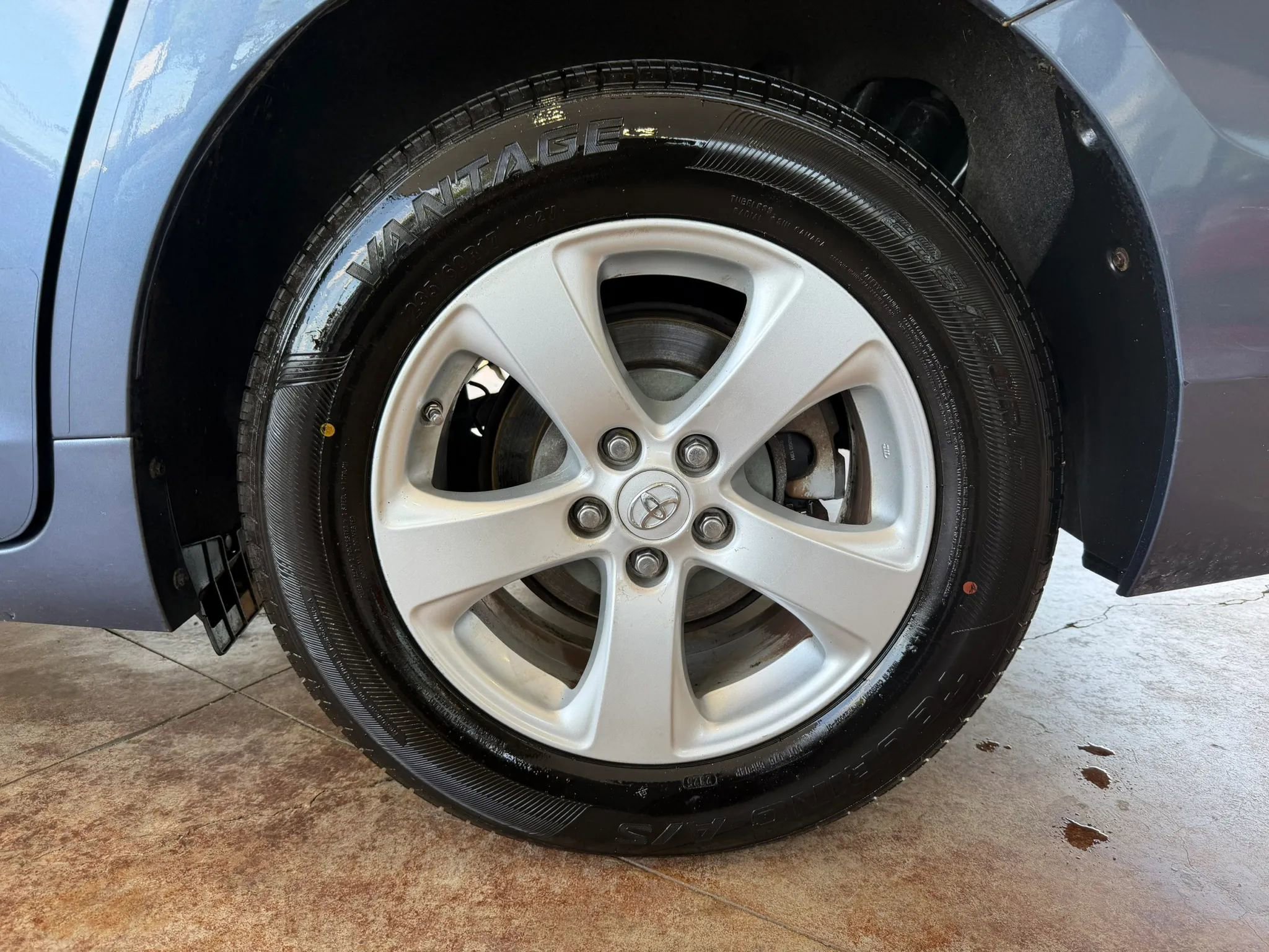 Used 2014 Toyota Sienna L FWD image 23